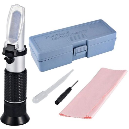 Antifreeze Refractometer for Glycol, Antifreeze, Coolant and Battery Acid Antifreeze tester for measuring the freezing point of automotive antifreeze