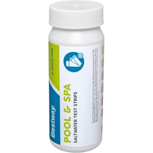 Water test strips for swimming pools and spas, multi-parameter tests to measure chlorine, pH, hardness and alkalinity, bottled packaging for